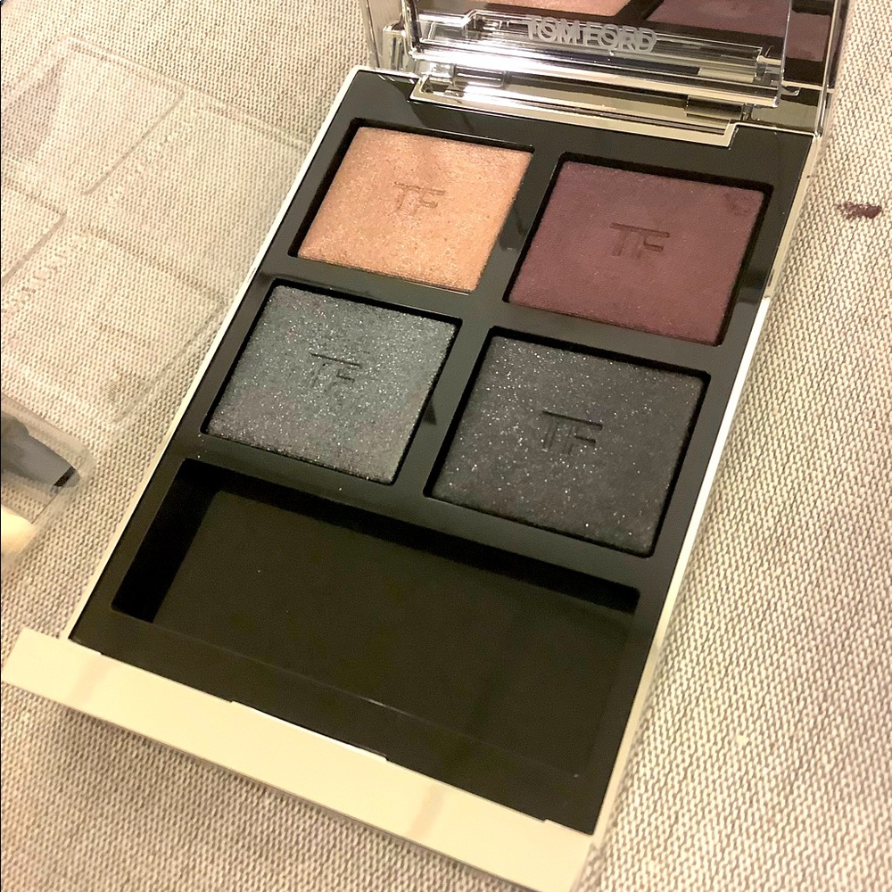 NEW Tom Ford Quad in BADASS 01